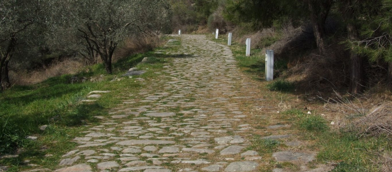 Ομάδα Ιταλών ξεκινά να βαδίζει στα χνάρια της αρχαίας Εγνατίας Οδού